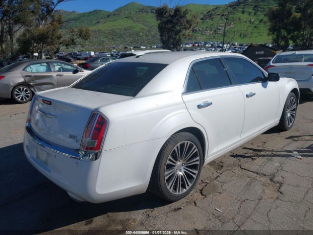 2011 CHRYSLER 300C 2C3CA6CT3BH529772 Photo 3