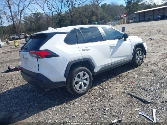Toyota RAV4 LE 2022 2T3H1RFV6NC193024 Image 4