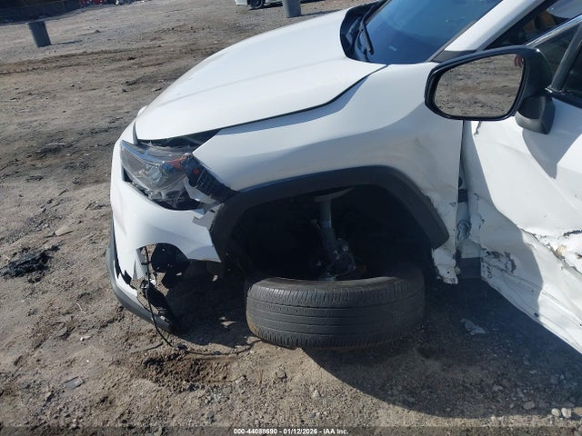 Toyota RAV4 LE 2022 2T3H1RFV6NC193024 Image 6