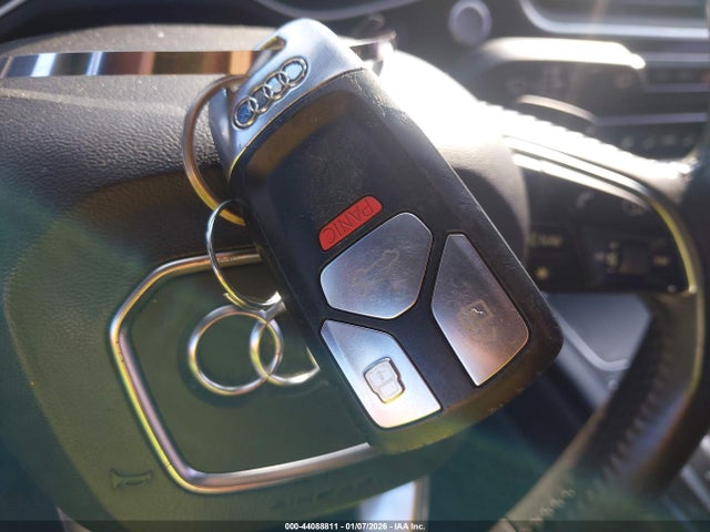 2017 AUDI Q7 WA1LAAF77HD026176 Photo 10