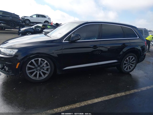 44088811 :رقم المزاد ، WA1LAAF77HD026176 vin ، 2017 Audi Q7 3.0t Premium مزاد بيع
