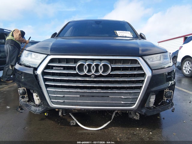 2017 AUDI Q7 WA1LAAF77HD026176 Photo 5