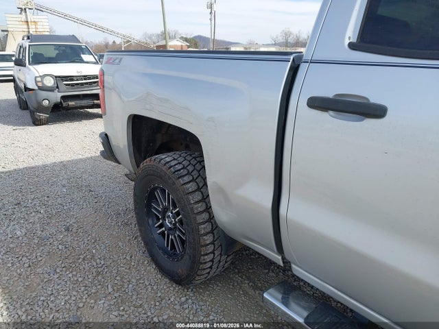3GCUKRECXEG274800 Chevrolet Silverado 1500 2lt