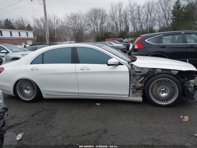 WDDUG8FB4FA168771 Mercedes-Benz S 550 4matic