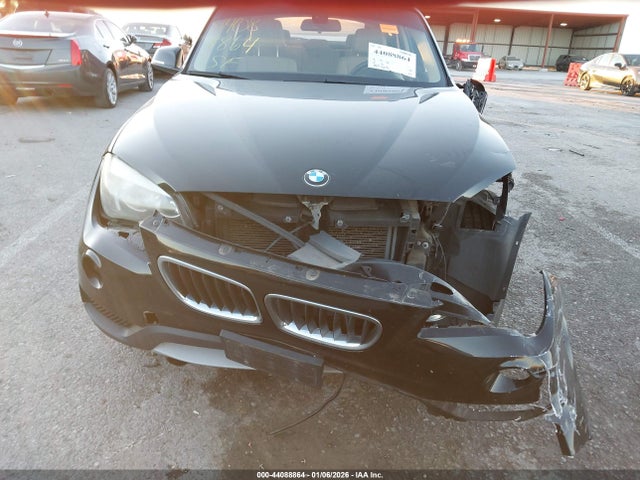 2013 BMW X1 WBAVM1C52DVW44273 Photo 5