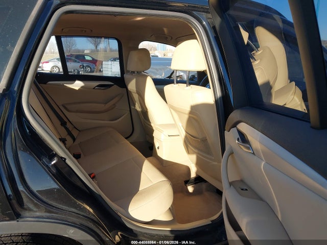 2013 BMW X1 WBAVM1C52DVW44273 Photo 7