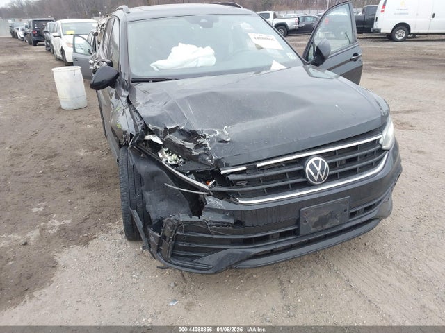 2023 Volkswagen Tiguan 2.0t Se R-line Black მანქანა იყიდება აუქციონზე, vin: 3VV8B7AX2PM126905, აუქციონის ნომერი: 44088866