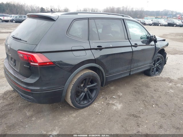 2023 Volkswagen Tiguan 2.0t Se R-line Black მანქანა იყიდება აუქციონზე, vin: 3VV8B7AX2PM126905, აუქციონის ნომერი: 44088866