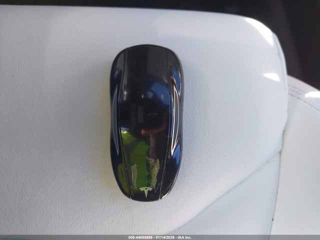 2017 TESLA MODEL S 5YJSA1E21HF210786 Photo 10