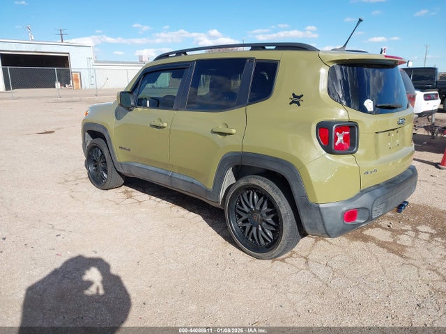 2015 Jeep Renegade Latitude მანქანა იყიდება აუქციონზე, vin: ZACCJBBT0FPB63201, აუქციონის ნომერი: 44088911