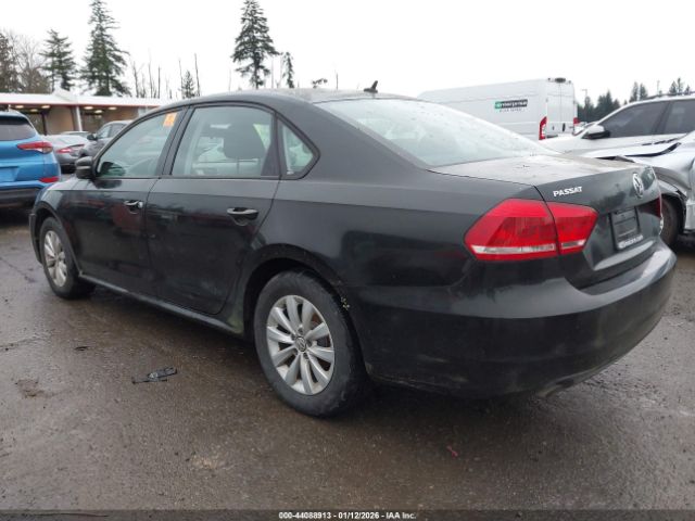 2013 VOLKSWAGEN PASSAT 1VWAH7A37DC093177 Photo 2