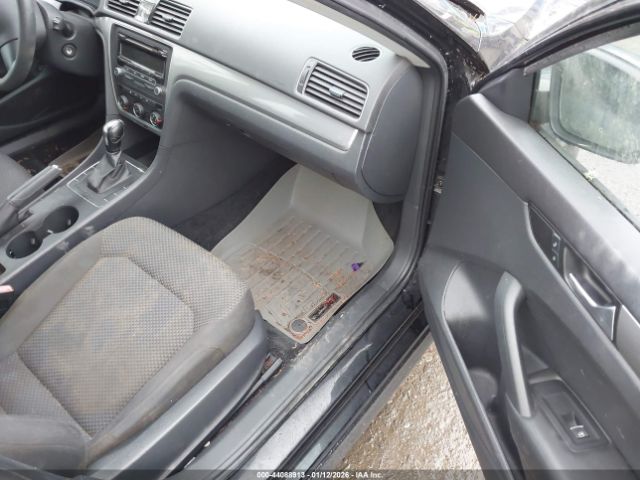 2013 VOLKSWAGEN PASSAT 1VWAH7A37DC093177 Photo 4