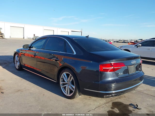 2015 AUDI A8 L WAU32AFD6FN029938 Photo 2