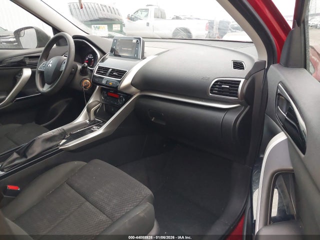 2020 MITSUBISHI ECLIPSE CROSS JA4AT4AA6LZ037557 Photo 4