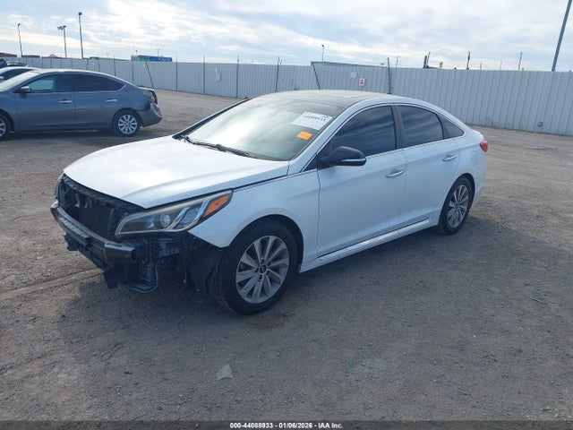 Hyundai Sonata Sport 2016 5NPE34AF7GH422142 Image 30