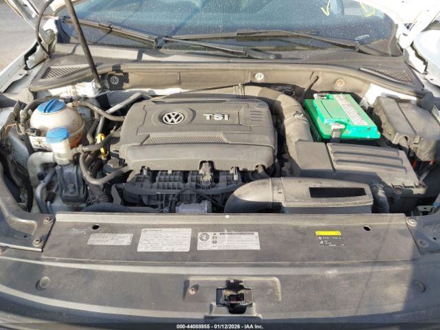2017 VOLKSWAGEN PASSAT 1VWBT7A36HC011674 Photo 9