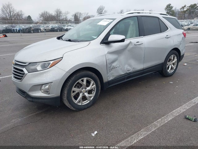 2GNAXMEV6J6294824 Chevrolet Equinox Premier