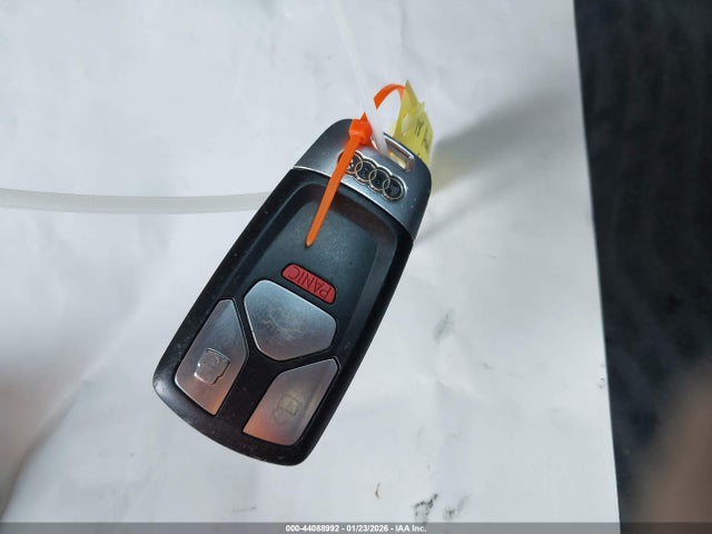 2018 AUDI A4 WAUKMAF48JA106363 Photo 10