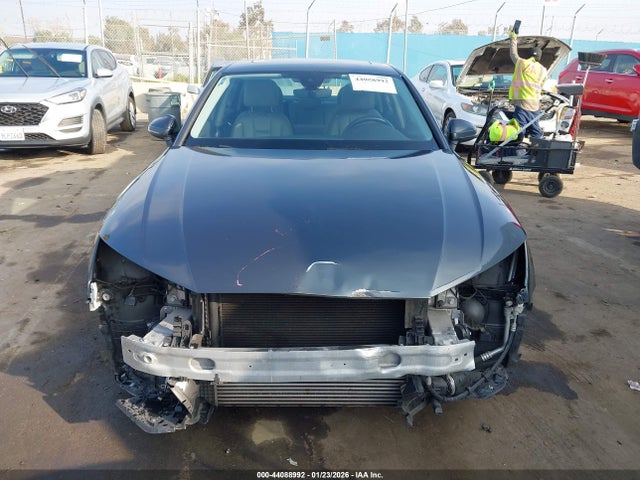 WAUKMAF48JA106363 Audi A4 2.0t Tech Ultra Premium/2.0t Ultra Premium