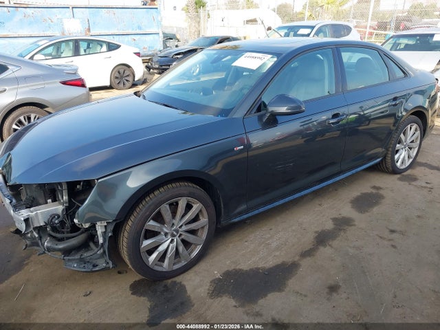 2018 AUDI A4 WAUKMAF48JA106363 Photo 1