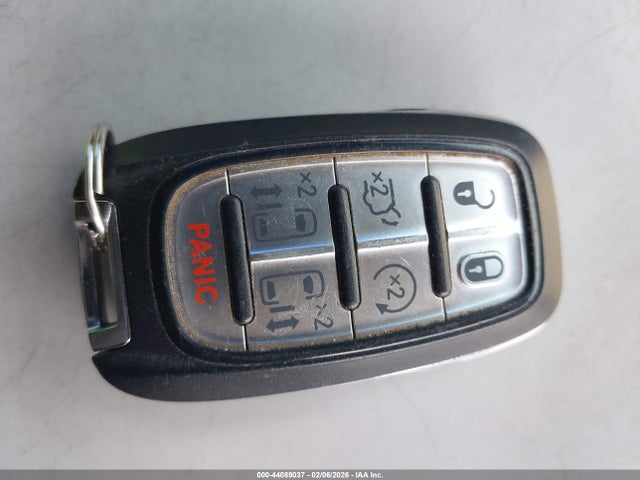 2019 CHRYSLER PACIFICA 2C4RC1BG5KR560720 Photo 10