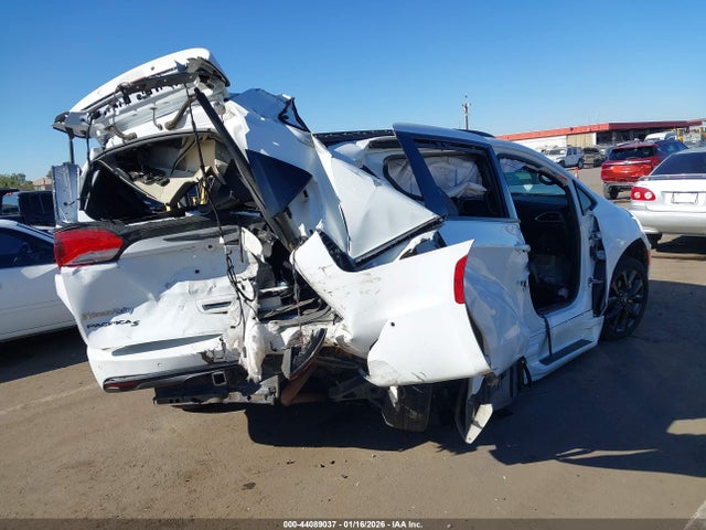 2019 CHRYSLER PACIFICA 2C4RC1BG5KR560720 Photo 3