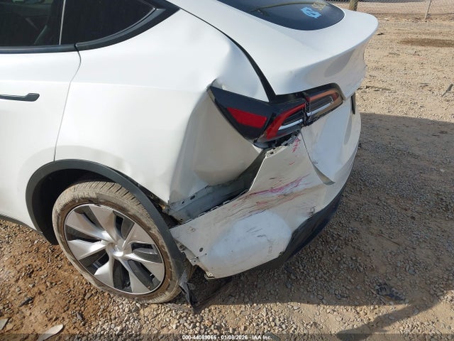 2021 TESLA MODEL Y 5YJYGDEE0MF203326 Photo 5