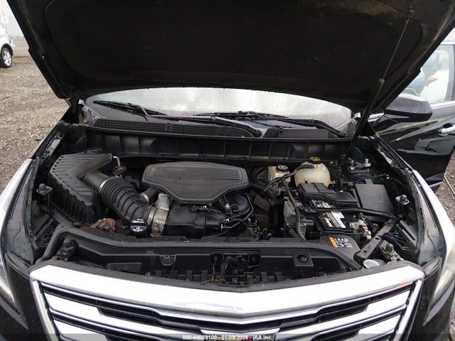 2017 CADILLAC XT5 1GYKNBRS4HZ147837 Photo 9