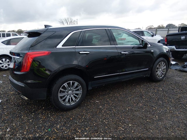 2017 CADILLAC XT5 1GYKNBRS4HZ147837 Photo 3