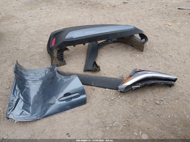 Toyota Corolla Cross Xle 2024 7MUDAAAG6RV088147 Image 11