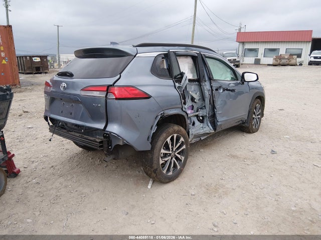 Toyota Corolla Cross Xle 2024 7MUDAAAG6RV088147 Image 4
