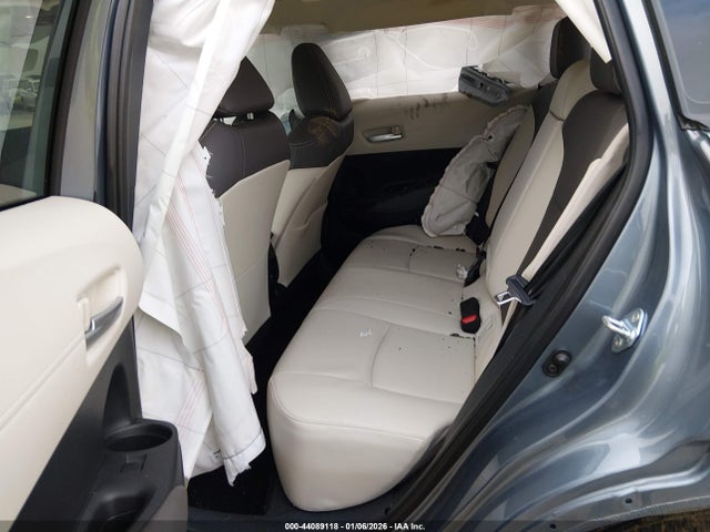 Toyota Corolla Cross Xle 2024 7MUDAAAG6RV088147 Image 8
