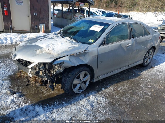 2010 Toyota Camry Se მანქანა იყიდება აუქციონზე, vin: 4T1BF3EK6AU519868, აუქციონის ნომერი: 44089128