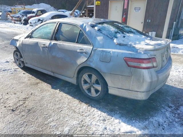 2010 Toyota Camry Se მანქანა იყიდება აუქციონზე, vin: 4T1BF3EK6AU519868, აუქციონის ნომერი: 44089128
