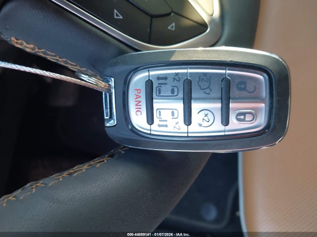 Продаж на аукціоні авто 2023 Chrysler Pacifica Hybrid Pinnacle, vin: 2C4RC1N76PR584608, номер лоту: 44089141
