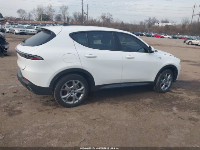 2024 DODGE HORNET ZACPDFCW9R3A33373 Photo 3