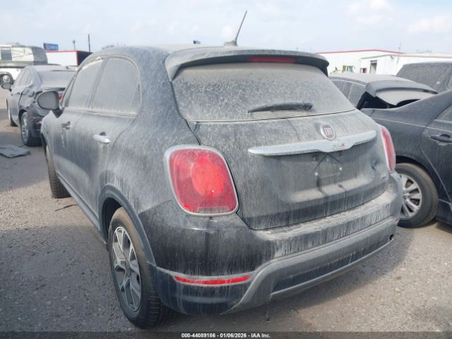 2016 FIAT 500X ZFBCFYCT0GP333333 Photo 2
