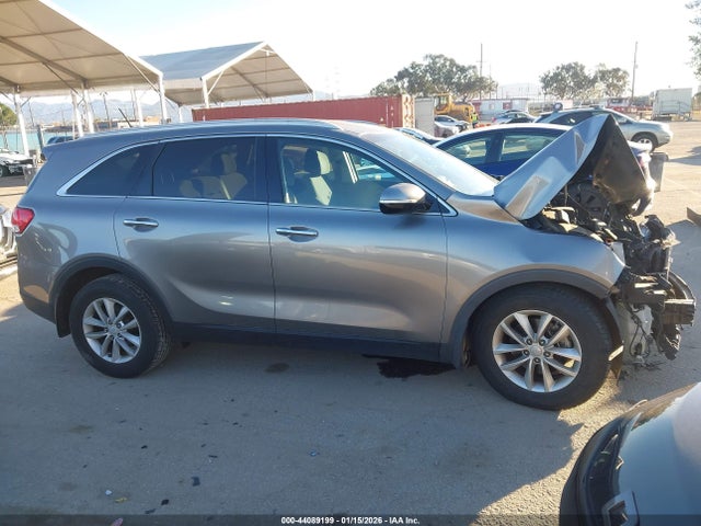 5XYPG4A35HG206611 KIA Sorento 2.4l Lx