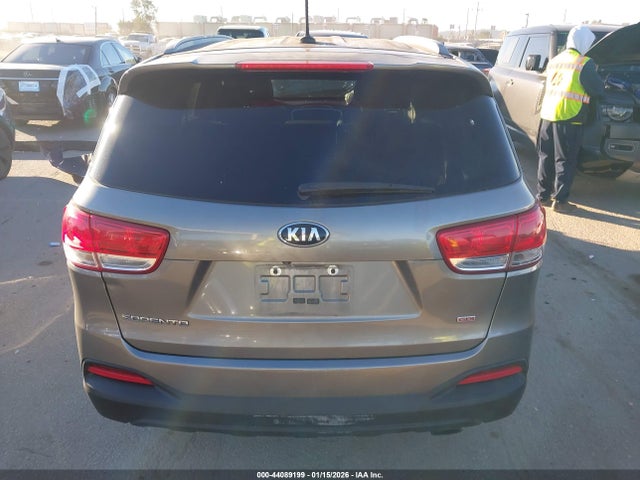 5XYPG4A35HG206611 KIA Sorento 2.4l Lx