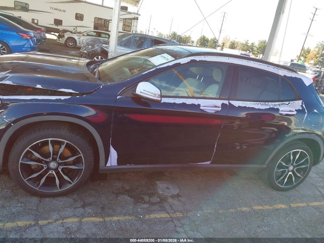 WDCTG4EB7HJ351305 Mercedes-Benz GLA 250