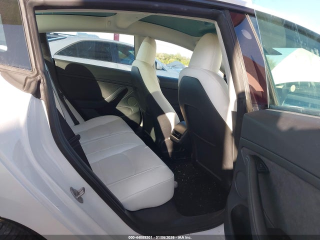 2023 TESLA MODEL 3 5YJ3E1EA5PF574272 Photo 7
