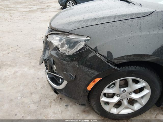 2019 CHRYSLER PACIFICA 2C4RC1EG6KR604882 Photo 5