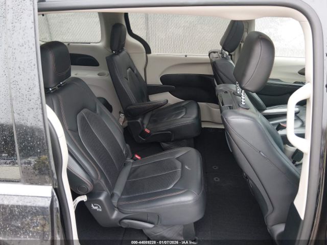2019 CHRYSLER PACIFICA 2C4RC1EG6KR604882 Photo 7