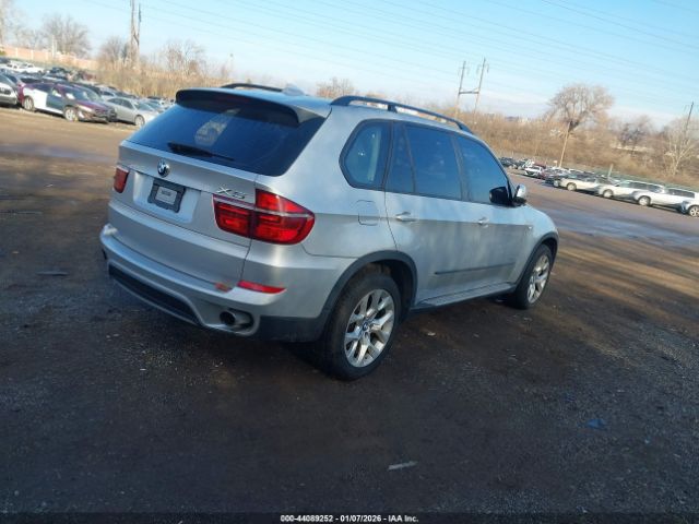 2013 BMW X5 5UXZV4C53D0B02729 Photo 3