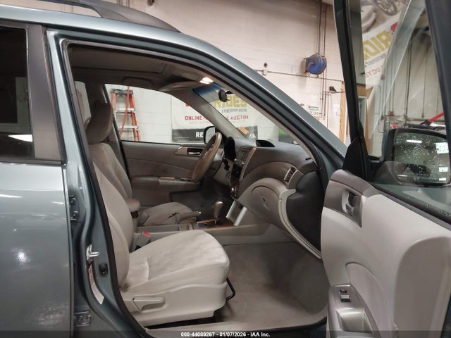 44089267 :رقم المزاد ، JF2SH63659H793168 vin ، 2009 Subaru Forester 2.5x مزاد بيع