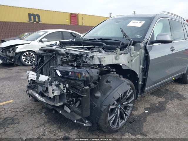 2025 BMW X7 5UX23EM02S9W46547 Photo 5