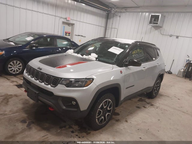 Jeep Compass Trailhawk 4x4 2024 3C4NJDDN1RT139232 Image 2