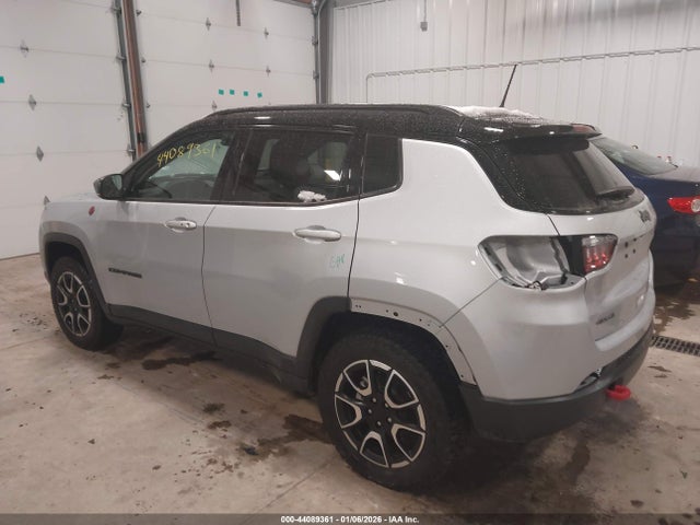 Jeep Compass Trailhawk 4x4 2024 3C4NJDDN1RT139232 Image 3