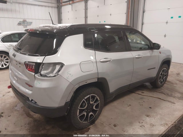 Jeep Compass Trailhawk 4x4 2024 3C4NJDDN1RT139232 Image 4