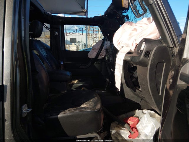 2018 JEEP WRANGLER JK UNLIMITED 1C4BJWDG8JL811691 Photo 4